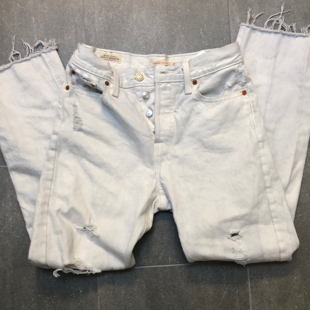 Levi’s Wedgie Straight Button Fly Jeans